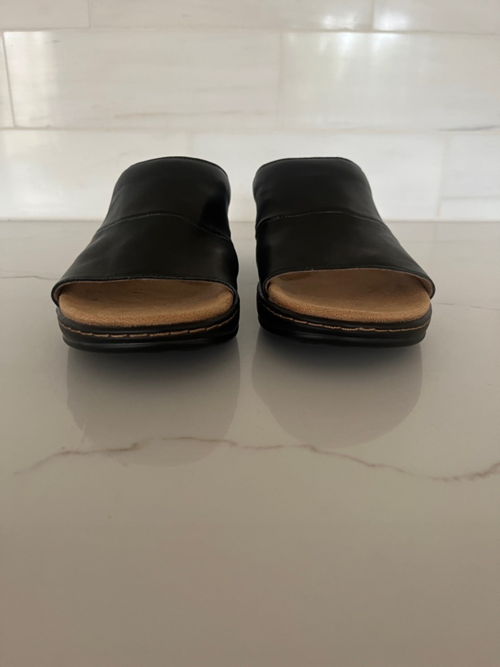 Trotters NEW Nara Black Leather Sandal Slide size 10 Narrow - Picture 5 of 13
